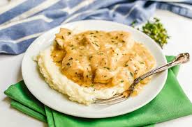 Senior Chicken Curry With Potato Mash & Vegetables